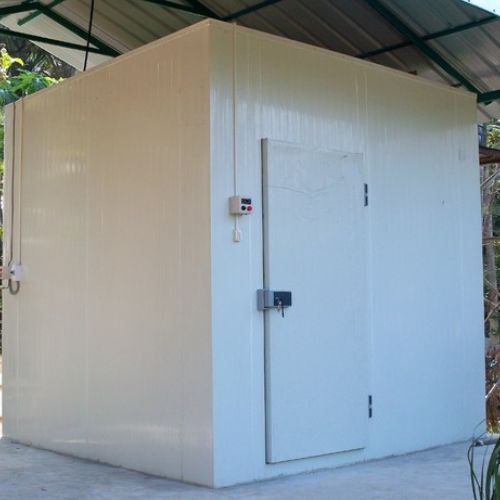 Walk in chiller room 2